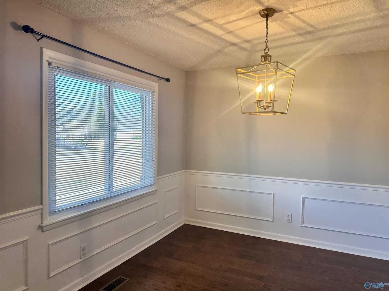 10302 Picadilly Ln Sw - Photo 3 of 22