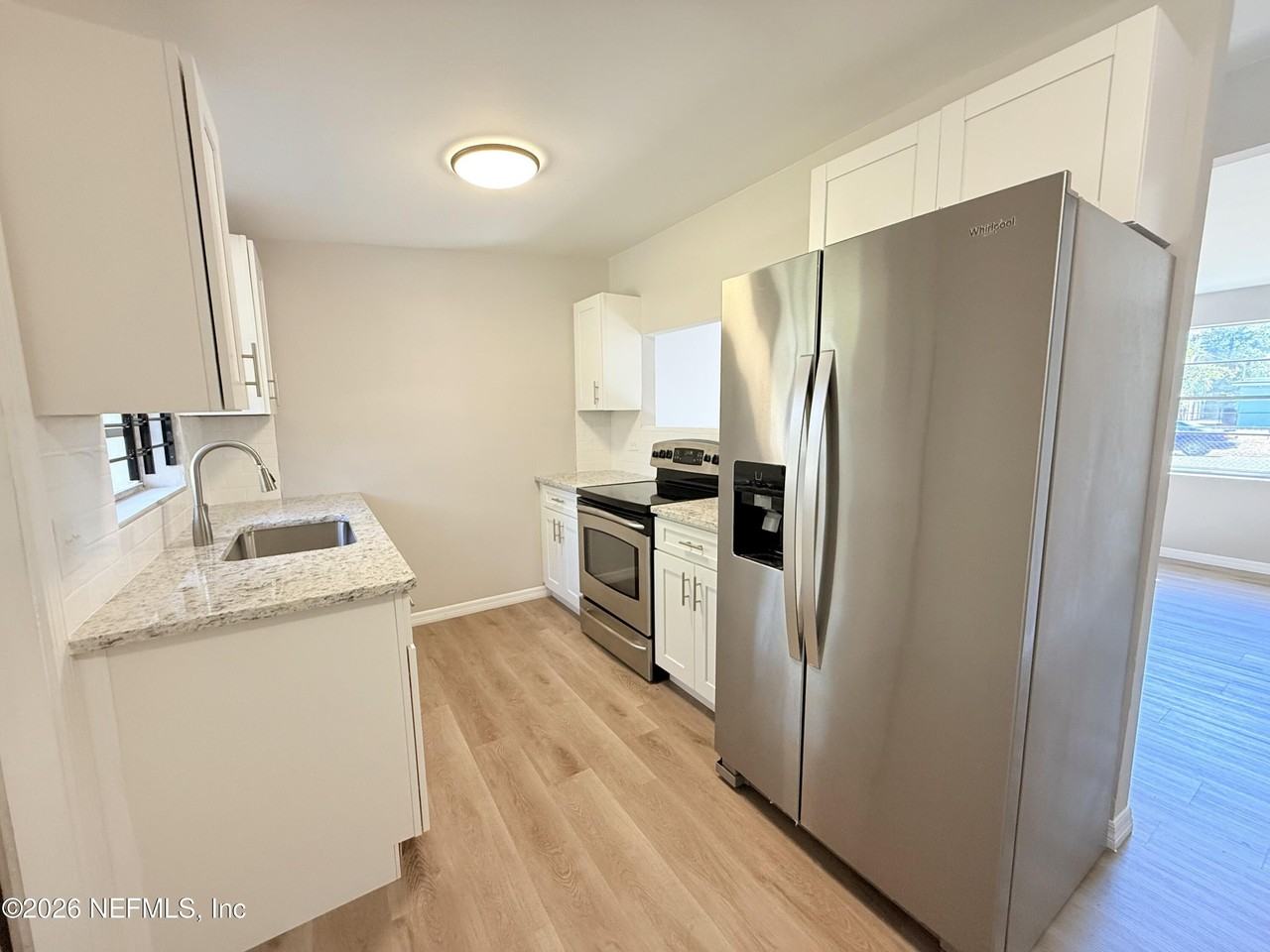 1033 Ake Ln - Photo 6 of 20