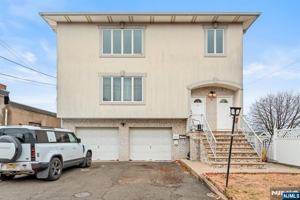 featured image of 351 Macarthur Ave