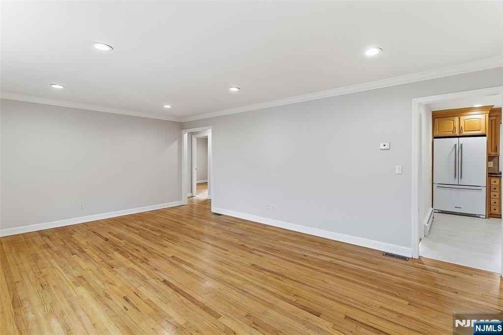 72 Prospect St - Photo 7 of 20