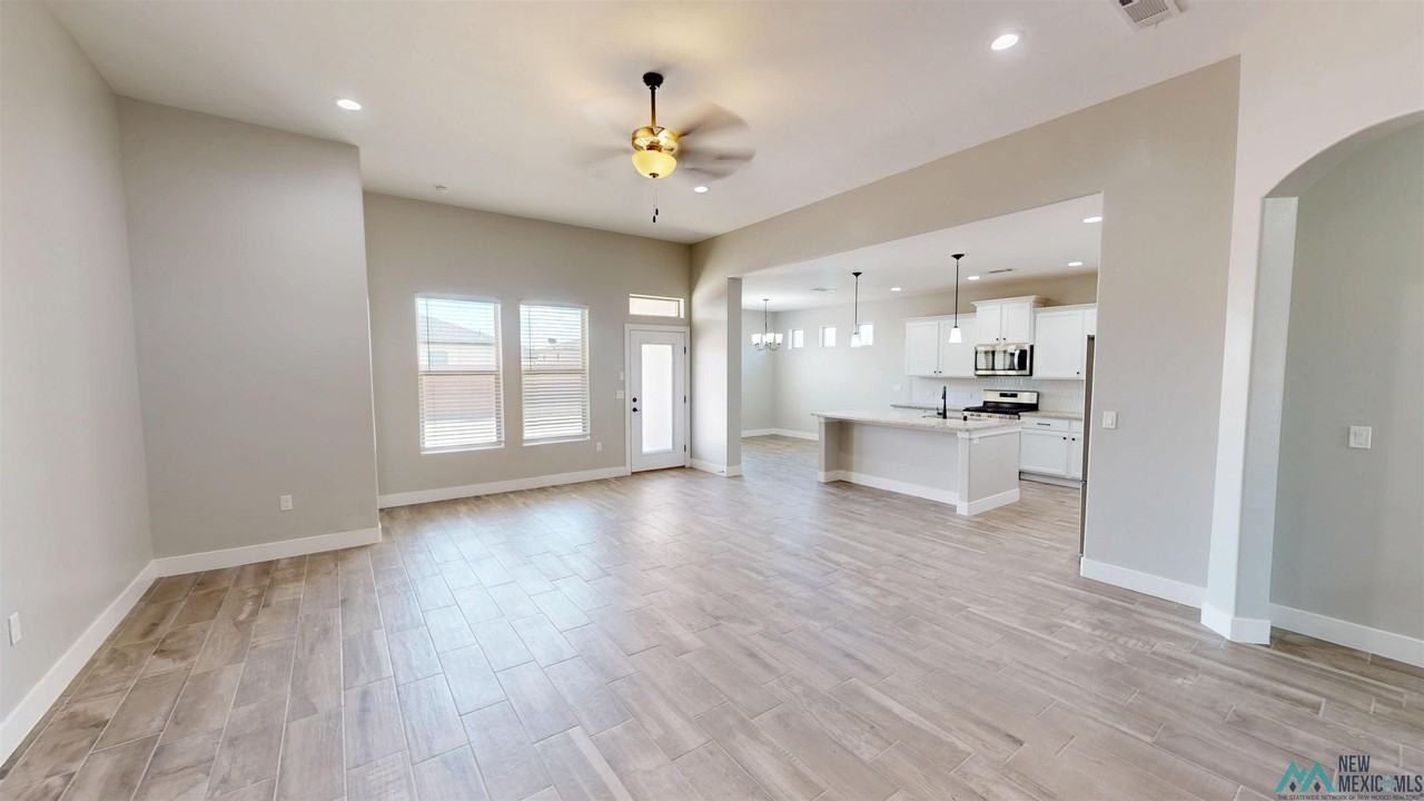 5109 W Grey Ghost Rd - Photo 2 of 16