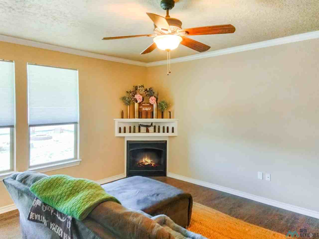 133 Garrett Dr - Photo 6 of 47