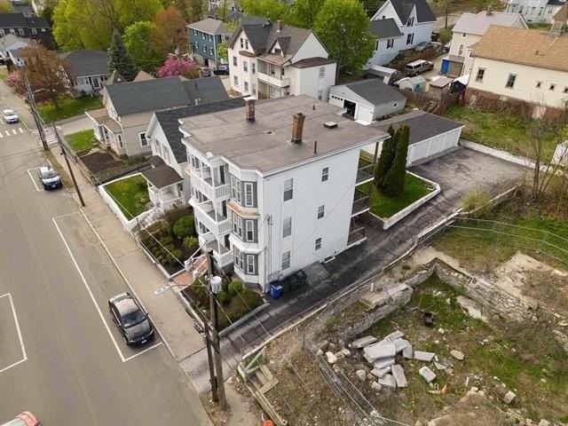 470 Spruce St - Photo 2 of 18