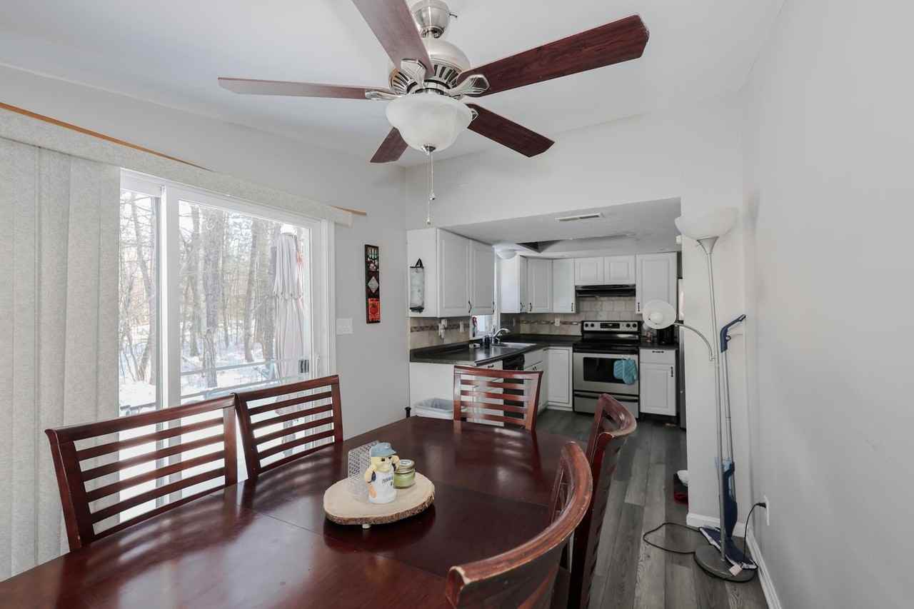 12 Roosevelt Ln - Photo 7 of 25