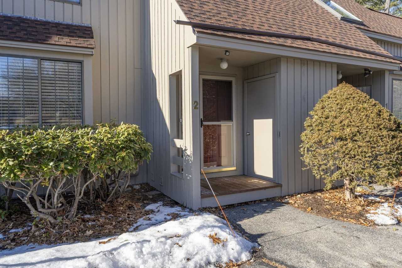 2 Rockingham Ct - Photo 3 of 50