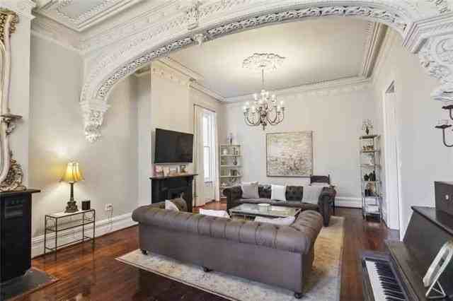 1229 Annunciation St - Photo 2 of 21