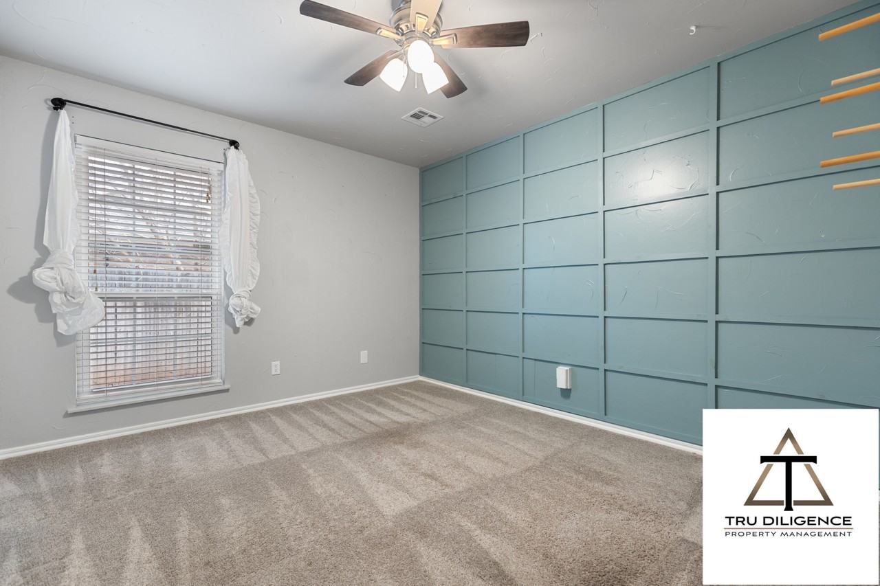 1324 Concord Ln #1 - Photo 5 of 25