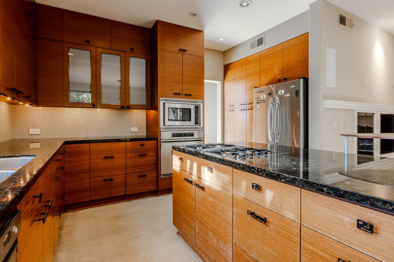 11671 Boulton Ave #1 - Photo 4 of 37