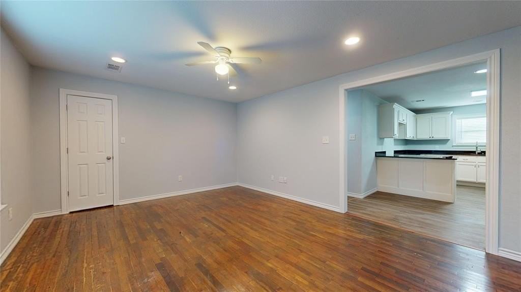 2620 W Washington St - Photo 5 of 26