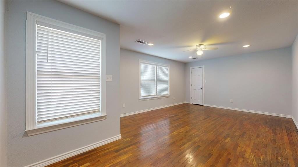 2620 W Washington St - Photo 6 of 26