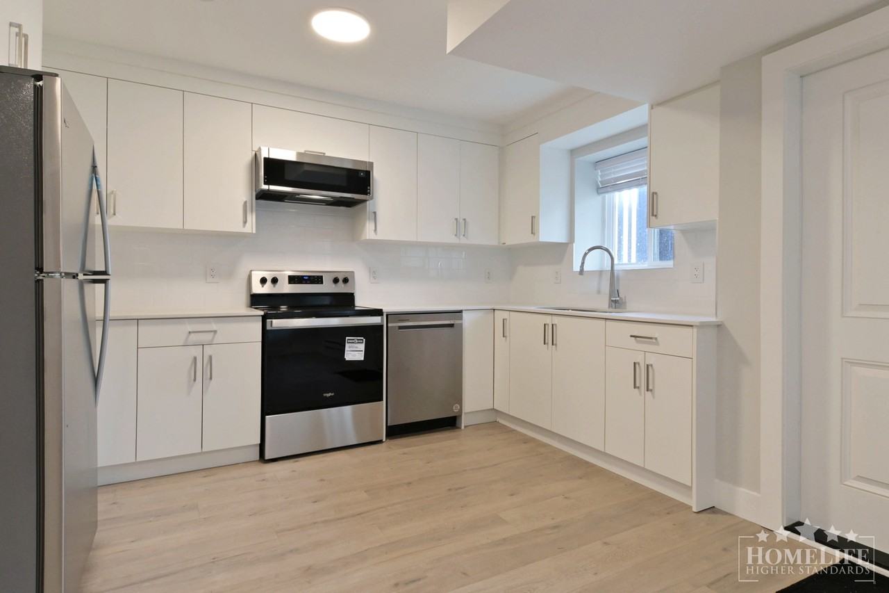 16707 25a Ave Bsmt #BS - Photo 5 of 12