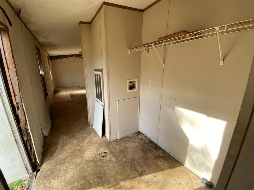 1233 Suncrest Cir - Photo 6 of 16