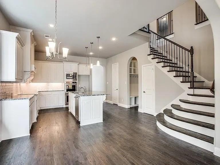 1322 Rolling Thunder Rd - Photo 7 of 20