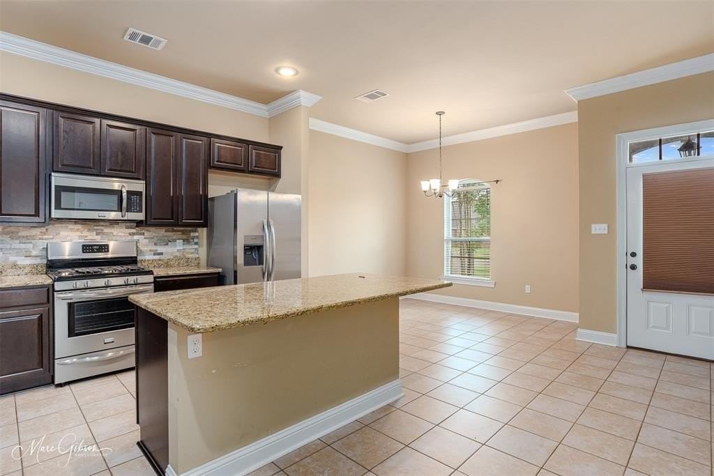 602 Canoe Trl - Photo 5 of 18