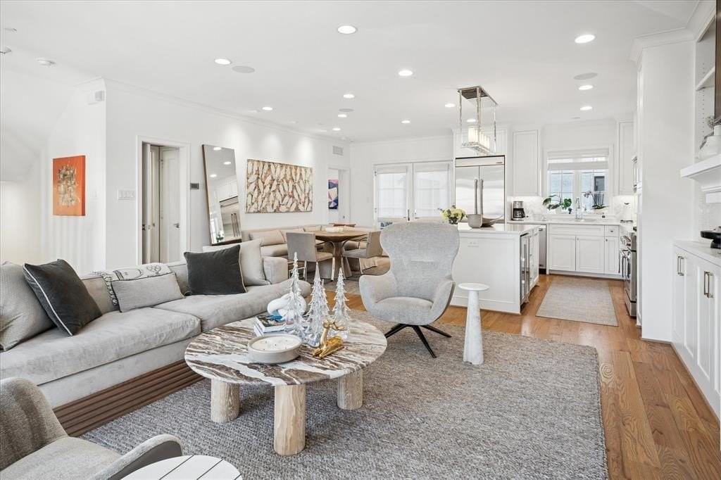 3420 Rosedale Ave #2 - Photo 6 of 28