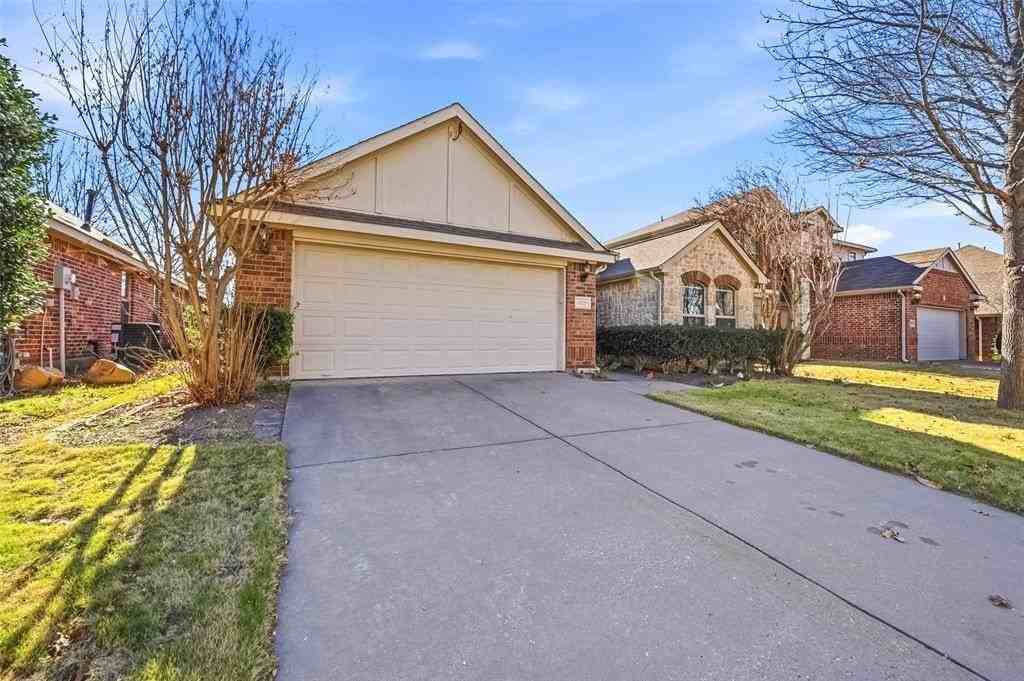 4529 Worchester Ln - Photo 2 of 40