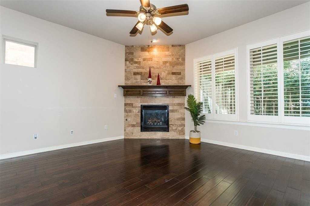 2013 Garden Park Ct #2013 - Photo 7 of 35