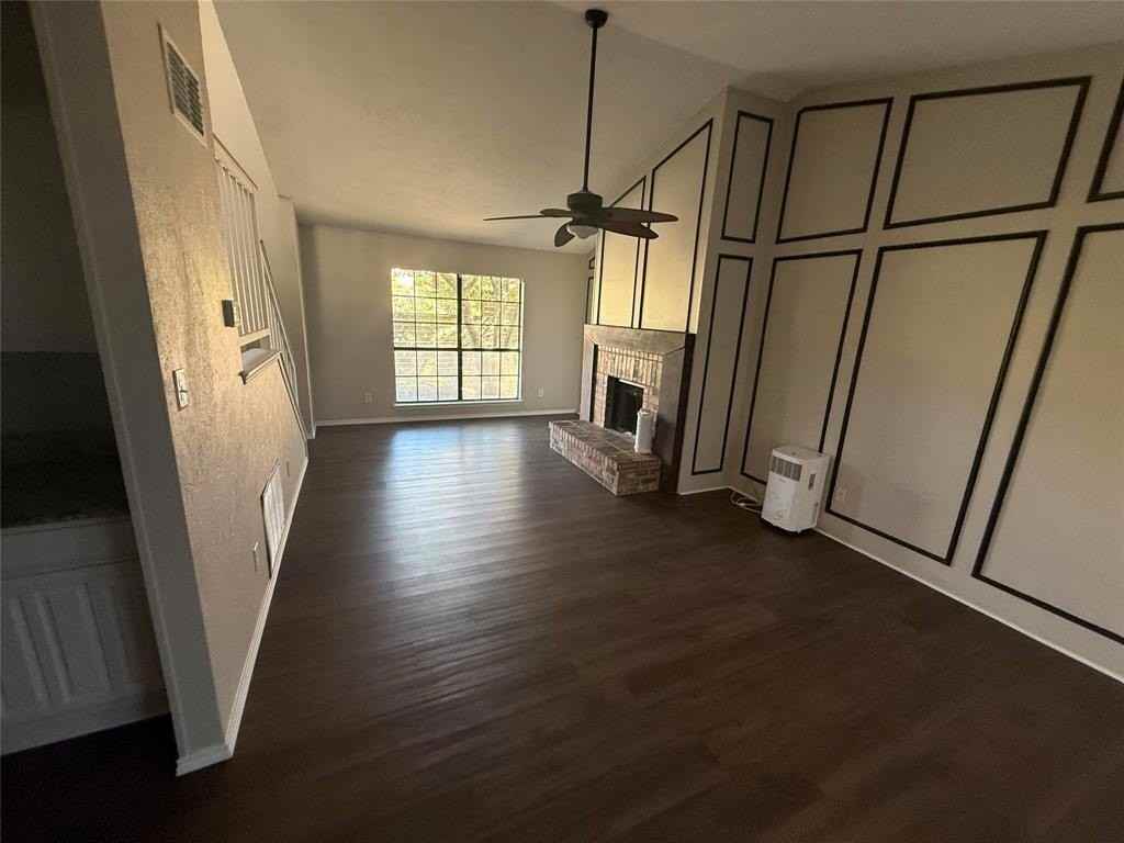 11136 Mccree Rd - Photo 3 of 13