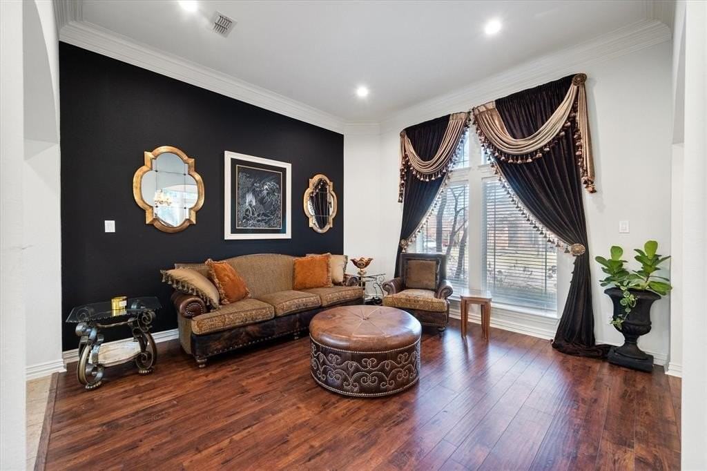 3322 Sweet Gum Ln - Photo 3 of 40