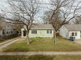 featured image of 6419 Lovett Ave