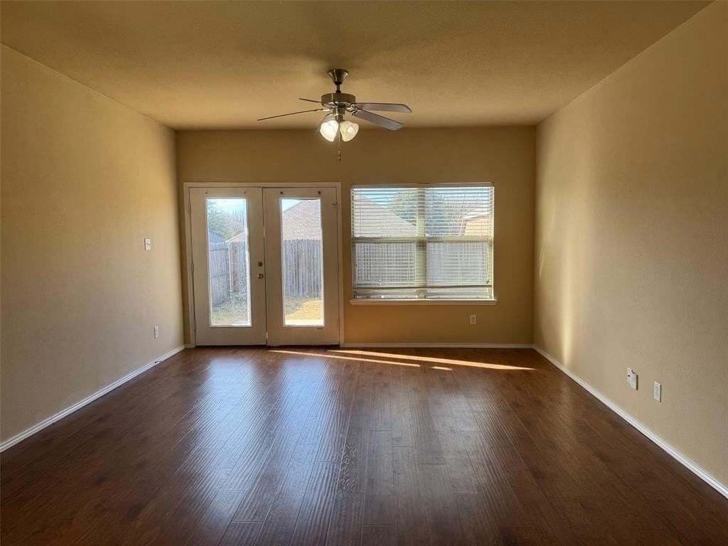 1412 Danielle Creek Dr - Photo 2 of 23