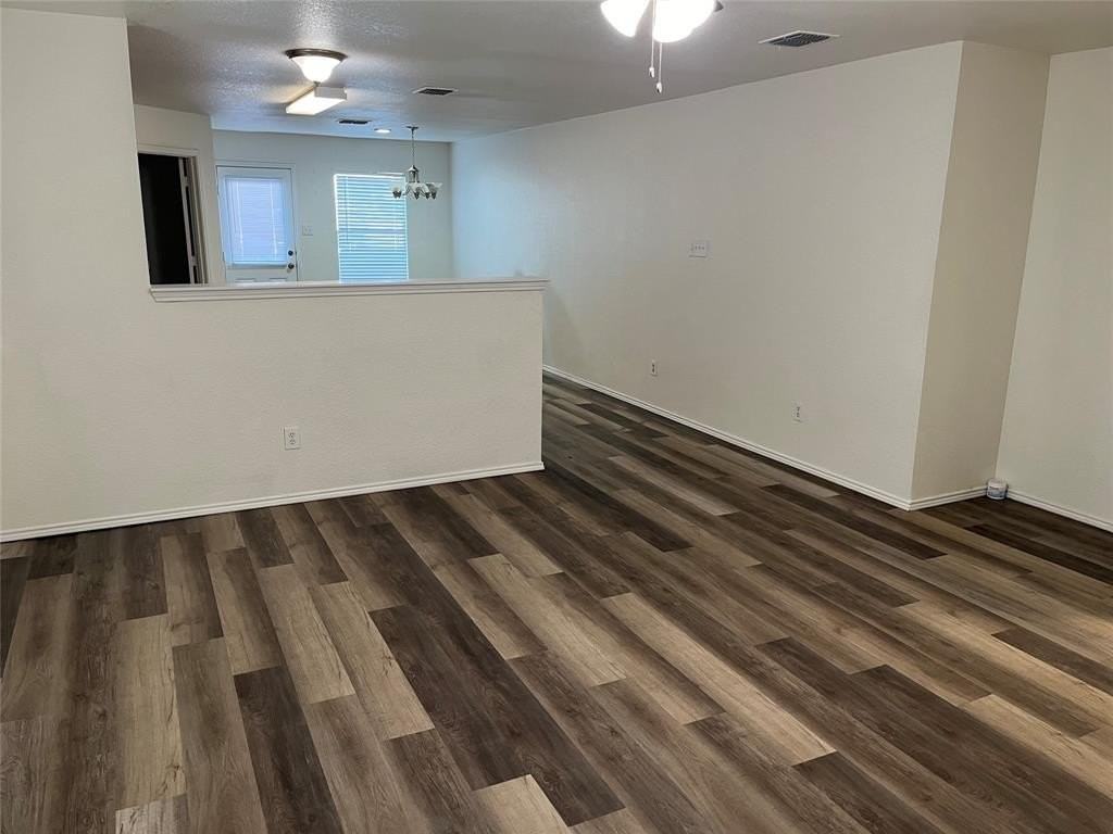 736 Mexicali Way - Photo 7 of 15