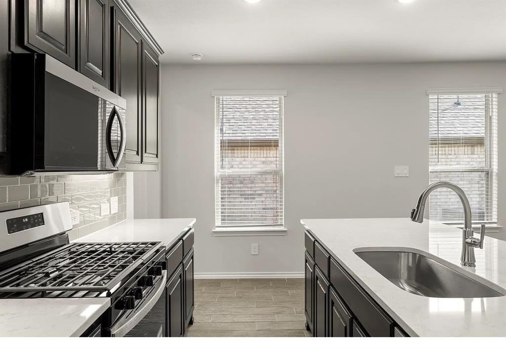 1904 Osage Trl - Photo 2 of 11