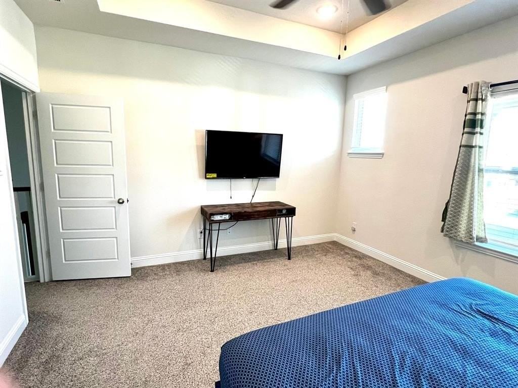 294 Ukiah St - Photo 4 of 24