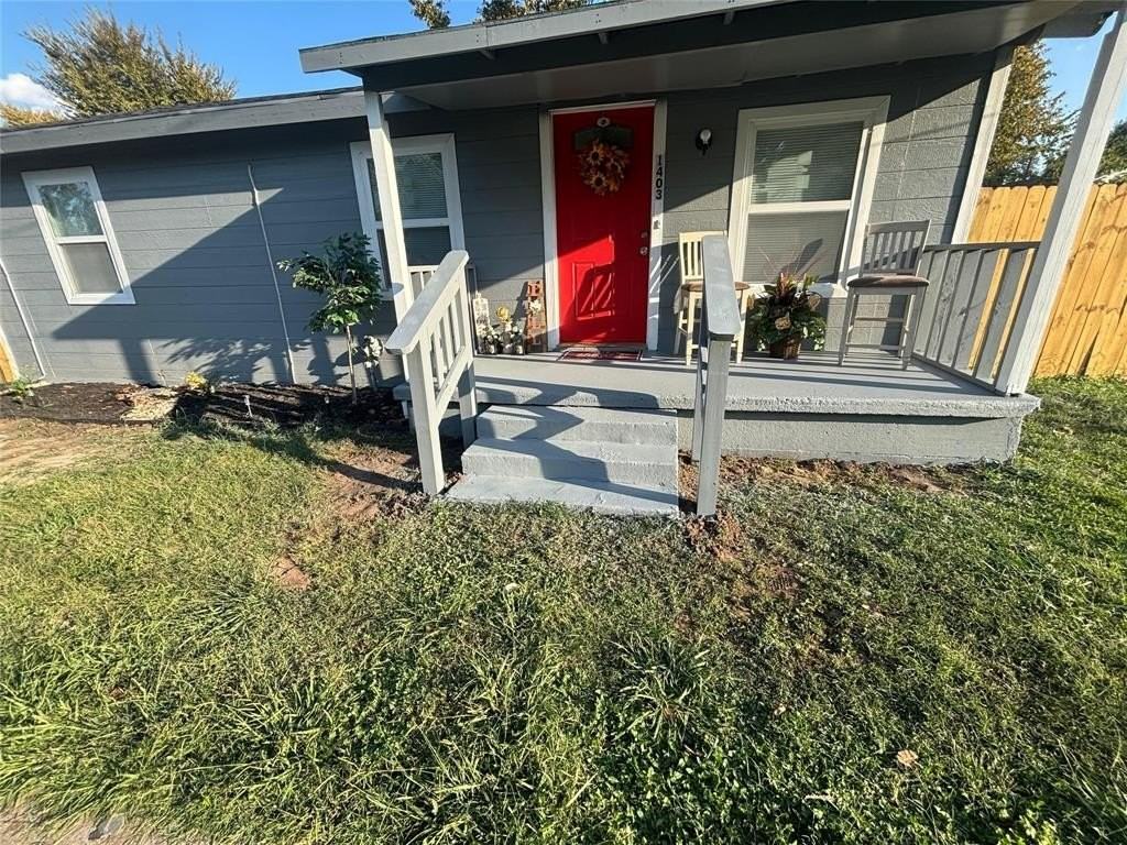 1403 E 4th Ave - Photo 2 of 17