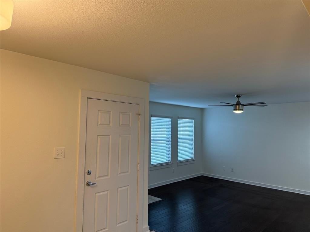 511 Wood Dr - Photo 4 of 17