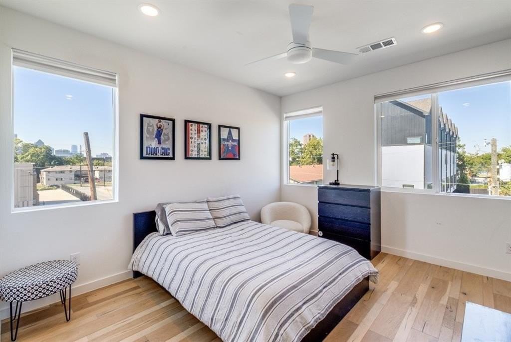 1536 Holly Ave #106 - Photo 7 of 12