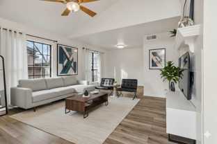 352 W Harwood Rd #C - Photo 1 of 1