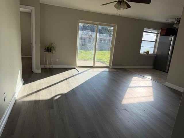 410 Lorine St - Photo 4 of 17