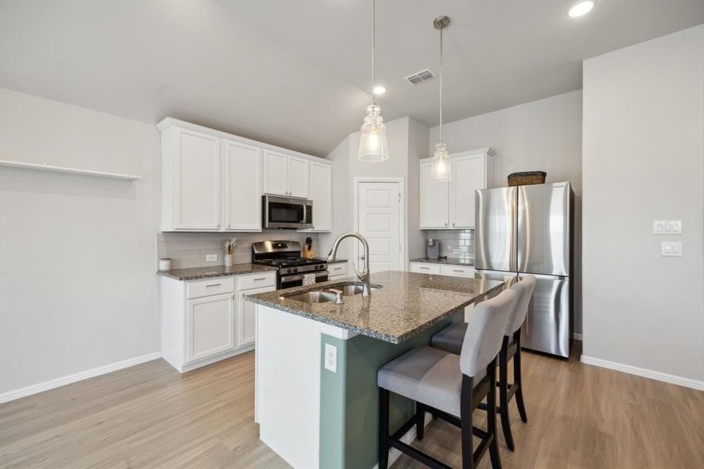 8700 Copper River Dr - Photo 7 of 25