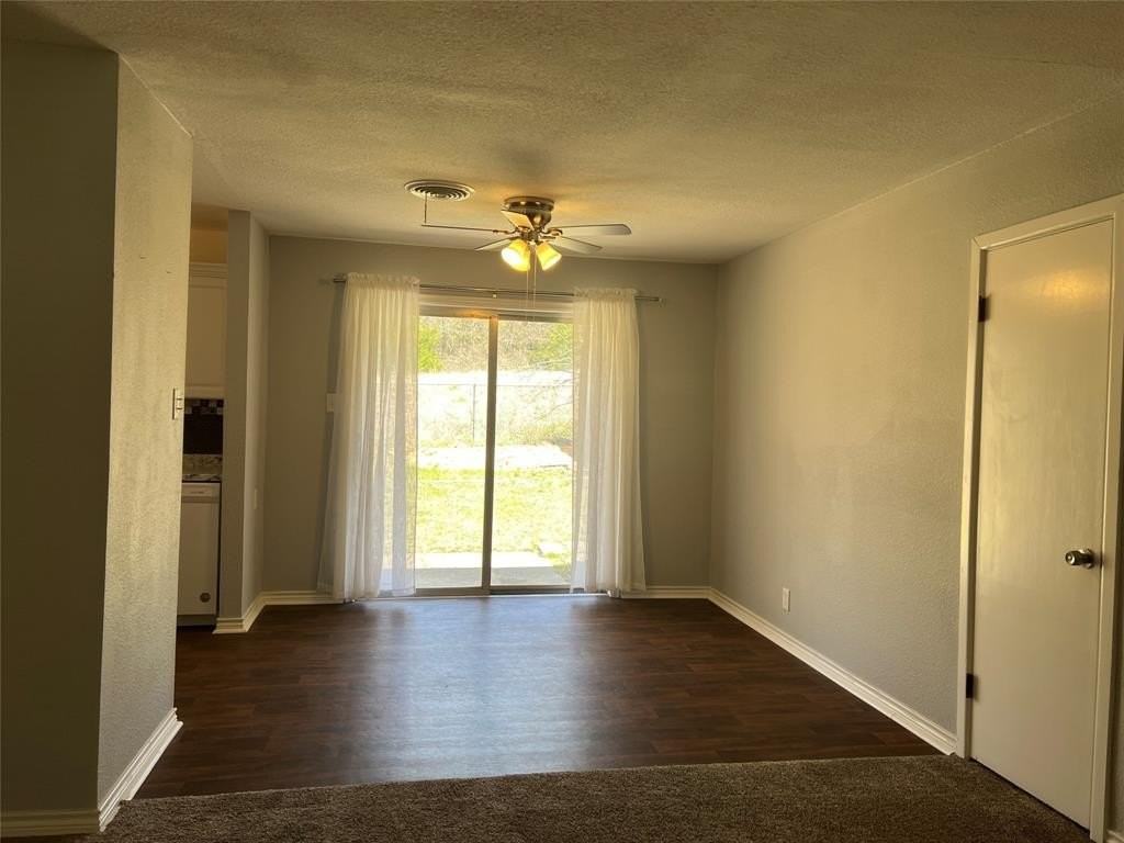 12 Geraldine Ln - Photo 7 of 27