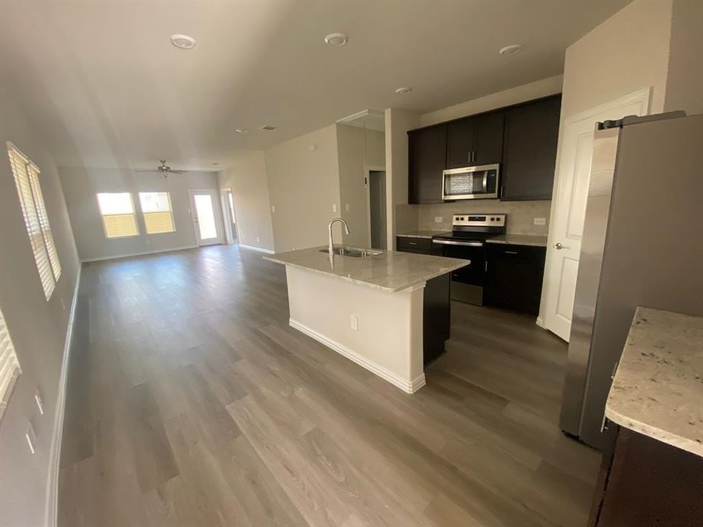 3220 Shortgrass Ln - Photo 6 of 17