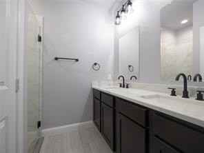 419 W Elm St - Photo 4 of 9