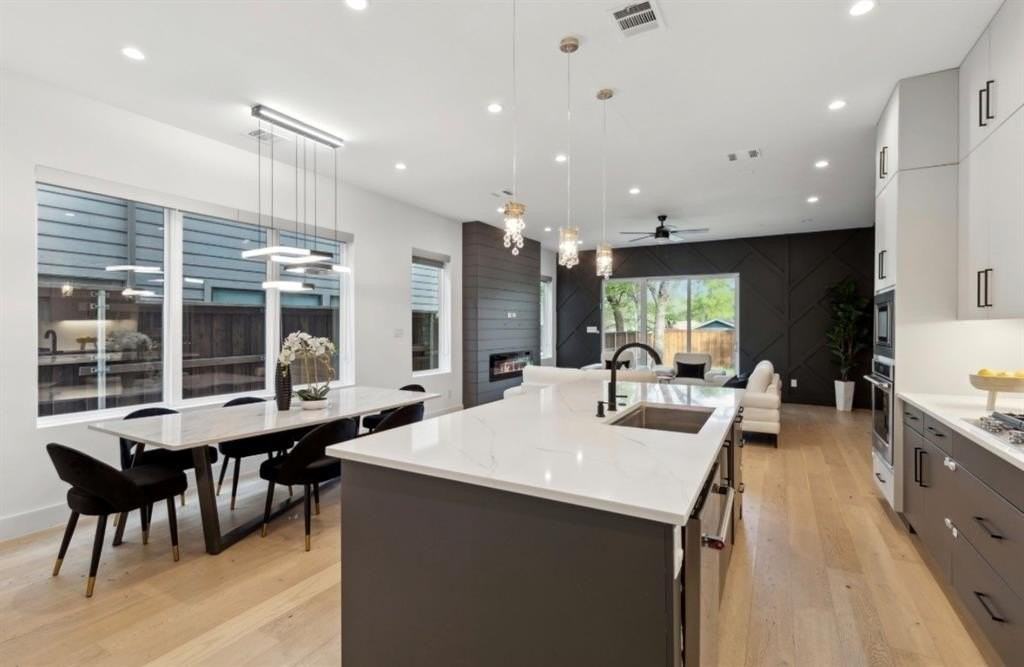 2333 Vagas St - Photo 6 of 19