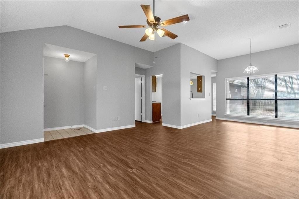 7910 Meadowlark Ln - Photo 6 of 40