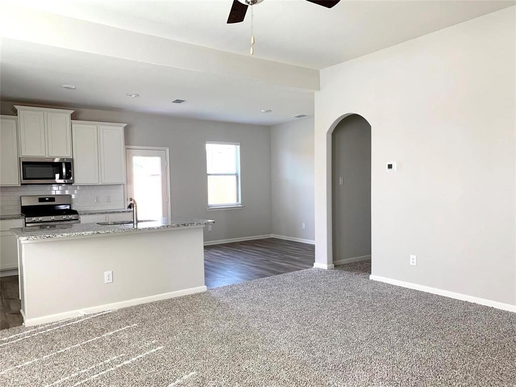 144 Emma Dr - Photo 4 of 34