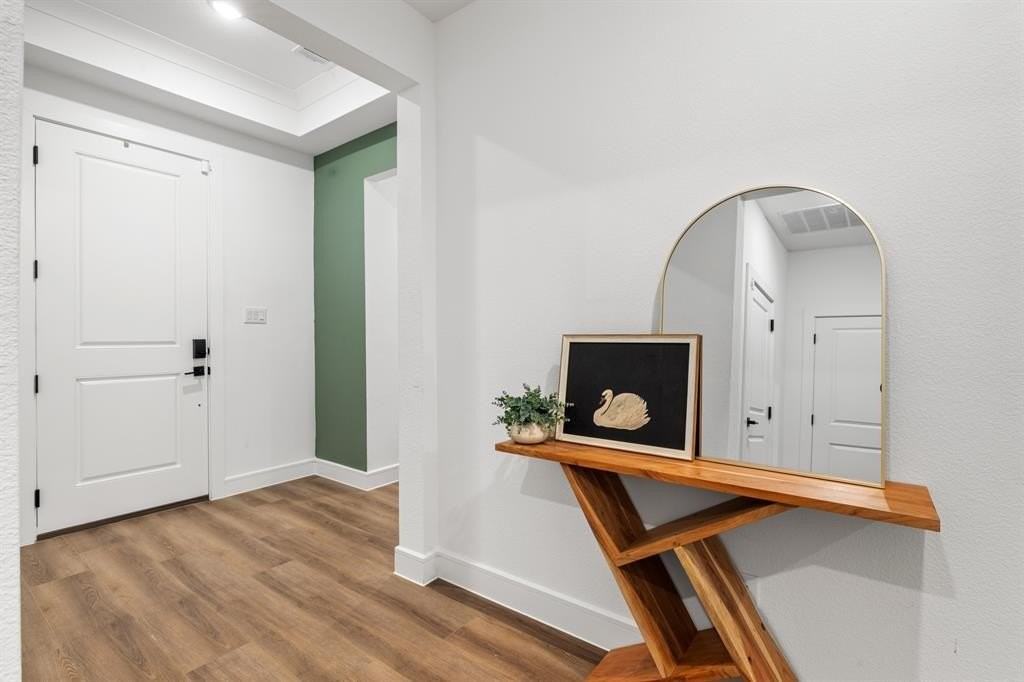 1140 Monterra Way - Photo 4 of 38