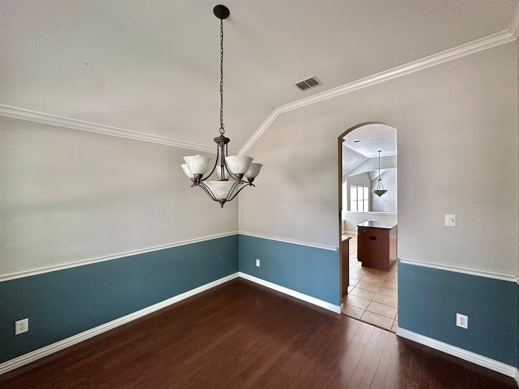 9321 Jerico Dr - Photo 4 of 24