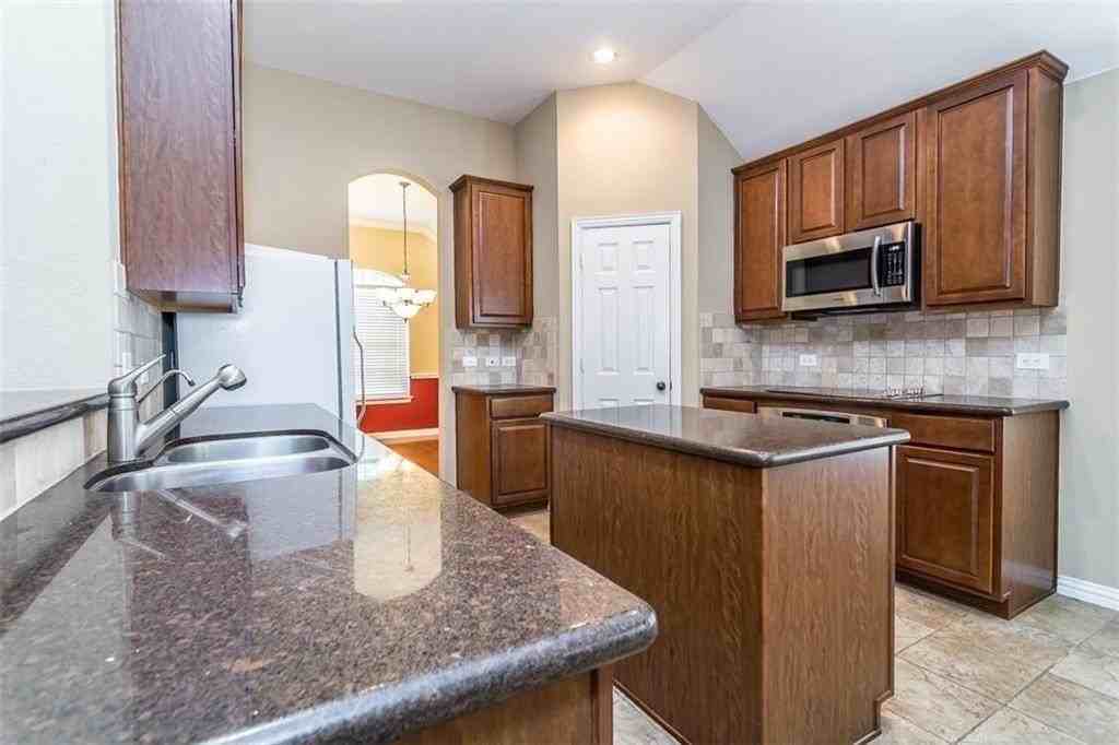 9321 Jerico Dr - Photo 7 of 24