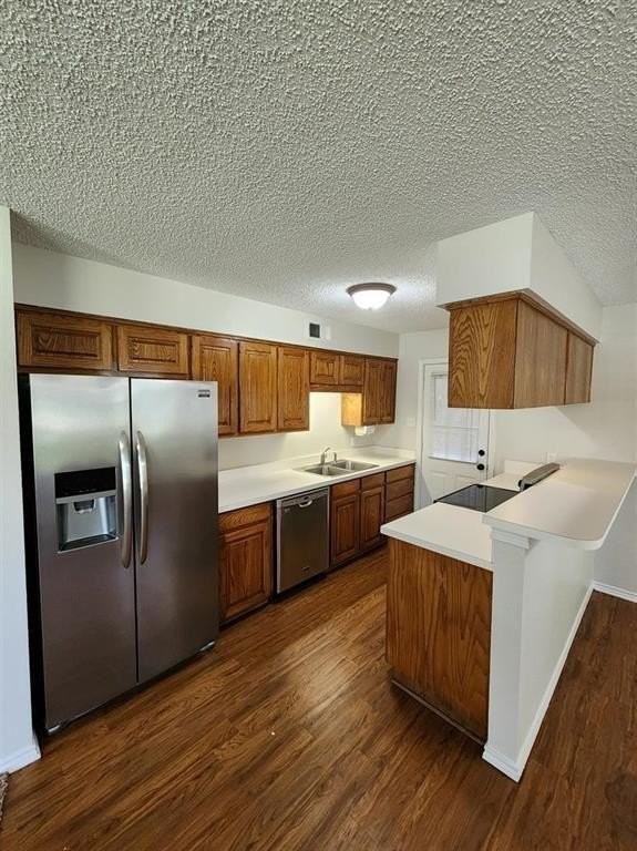 226 S Prairie St - Photo 4 of 11