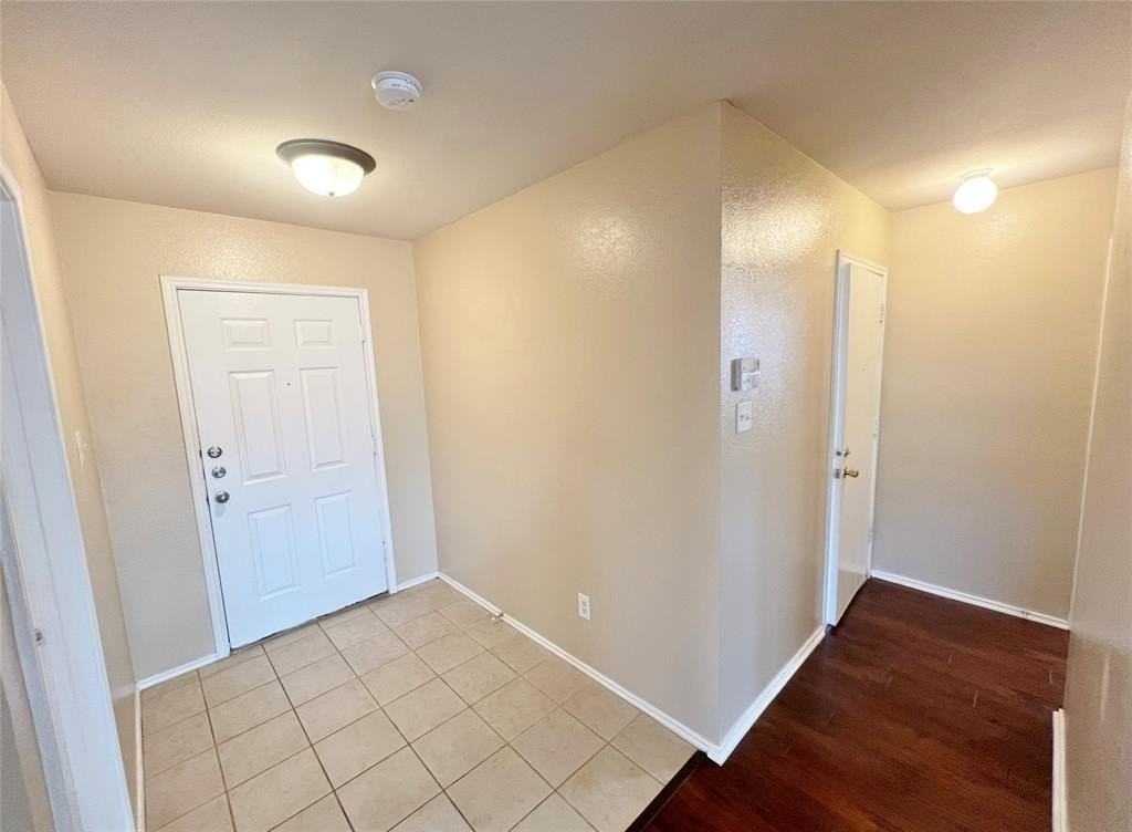 321 Briar Oaks Dr - Photo 3 of 22