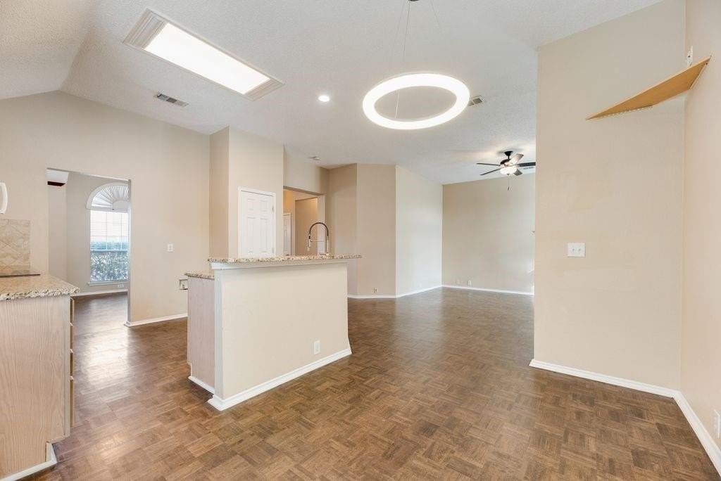 10603 Ambergate Ln - Photo 6 of 23