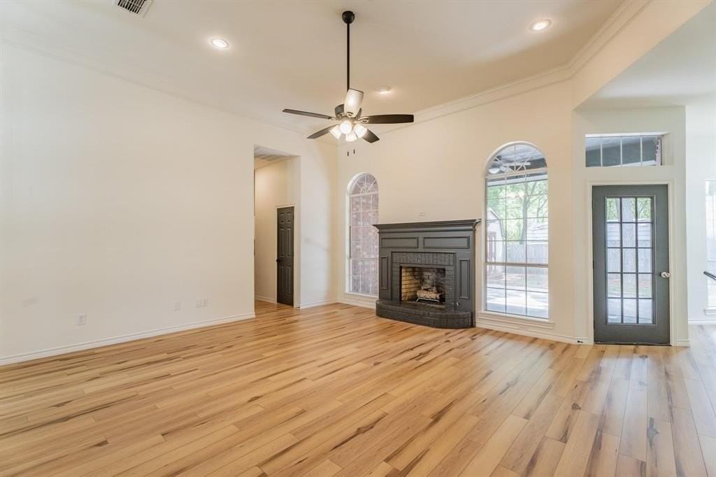 302 Kelli Cir - Photo 4 of 27