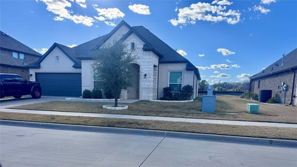 1057 Mickelson Dr - Photo 2 of 27