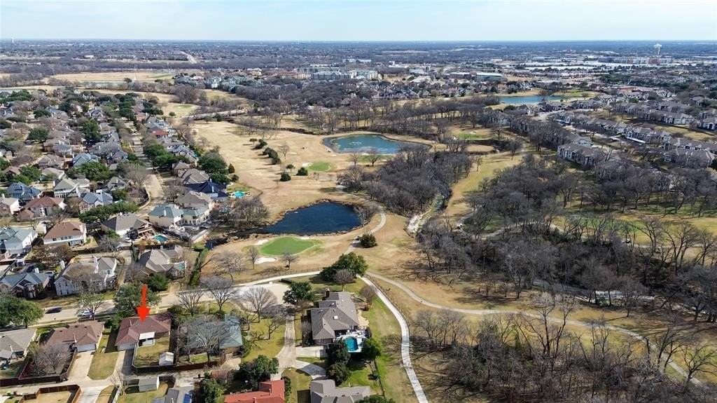 7309 Vineyard Dr - Photo 2 of 27