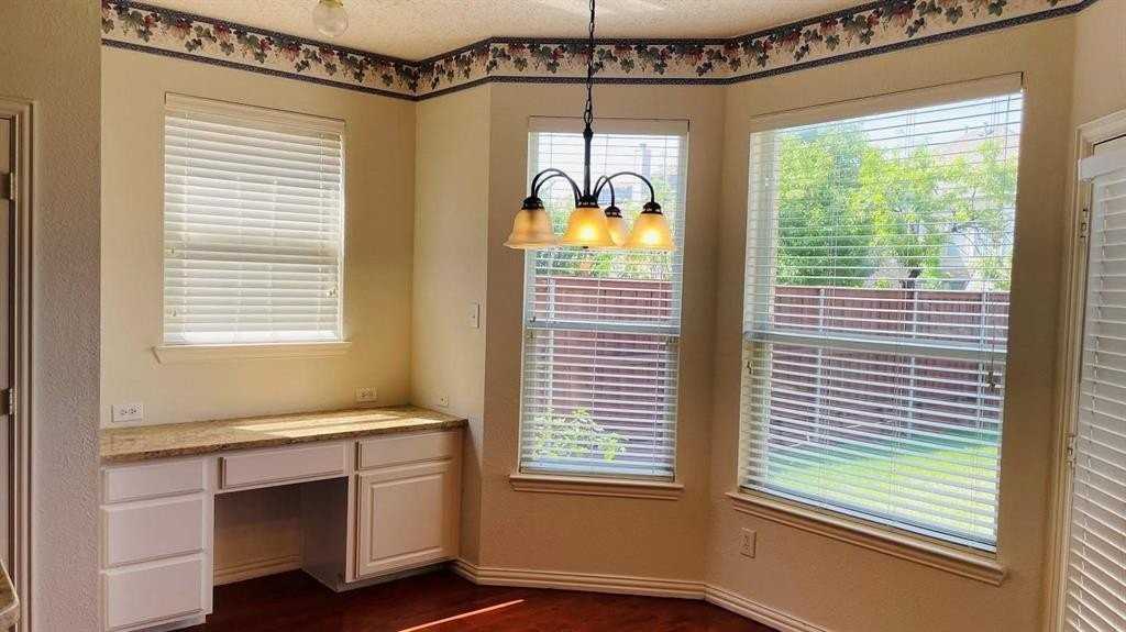 3529 Aqua Springs Dr - Photo 3 of 9